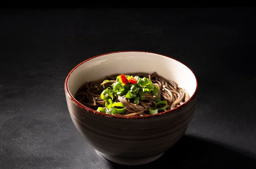 Ramen vegan cu miso și legume