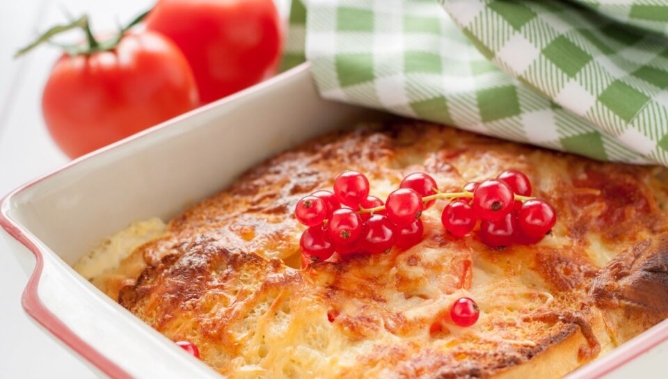 Budinca de taitei cu branza