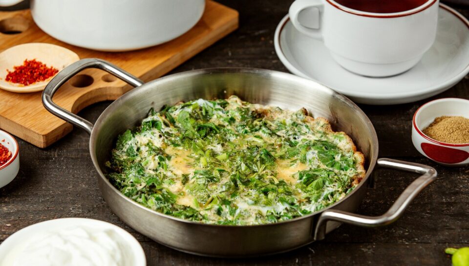 Frittata cu spanac si ceapa verde