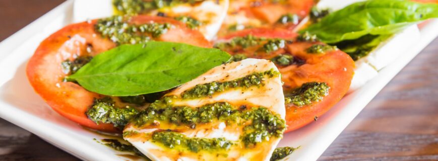 Salata Caprese cu pesto