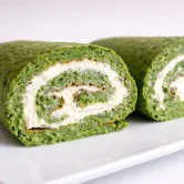 Ruladă cu spanac și brânză Ruladă cu spanac și brânză